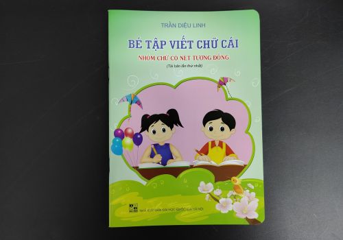 Sách - Bé tập viết chữ cái : Nhóm chữ có nét tương đồng