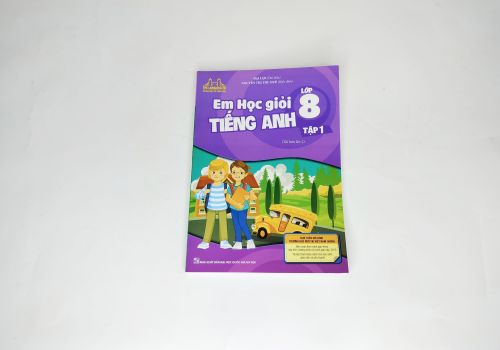 Em Học Giỏi Tiếng Anh Lớp 8/1